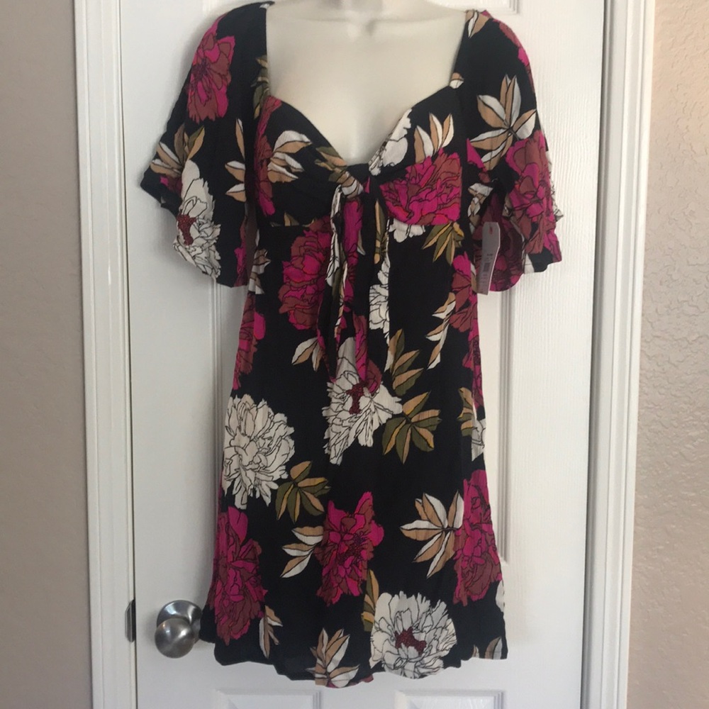 Billabong floral dress